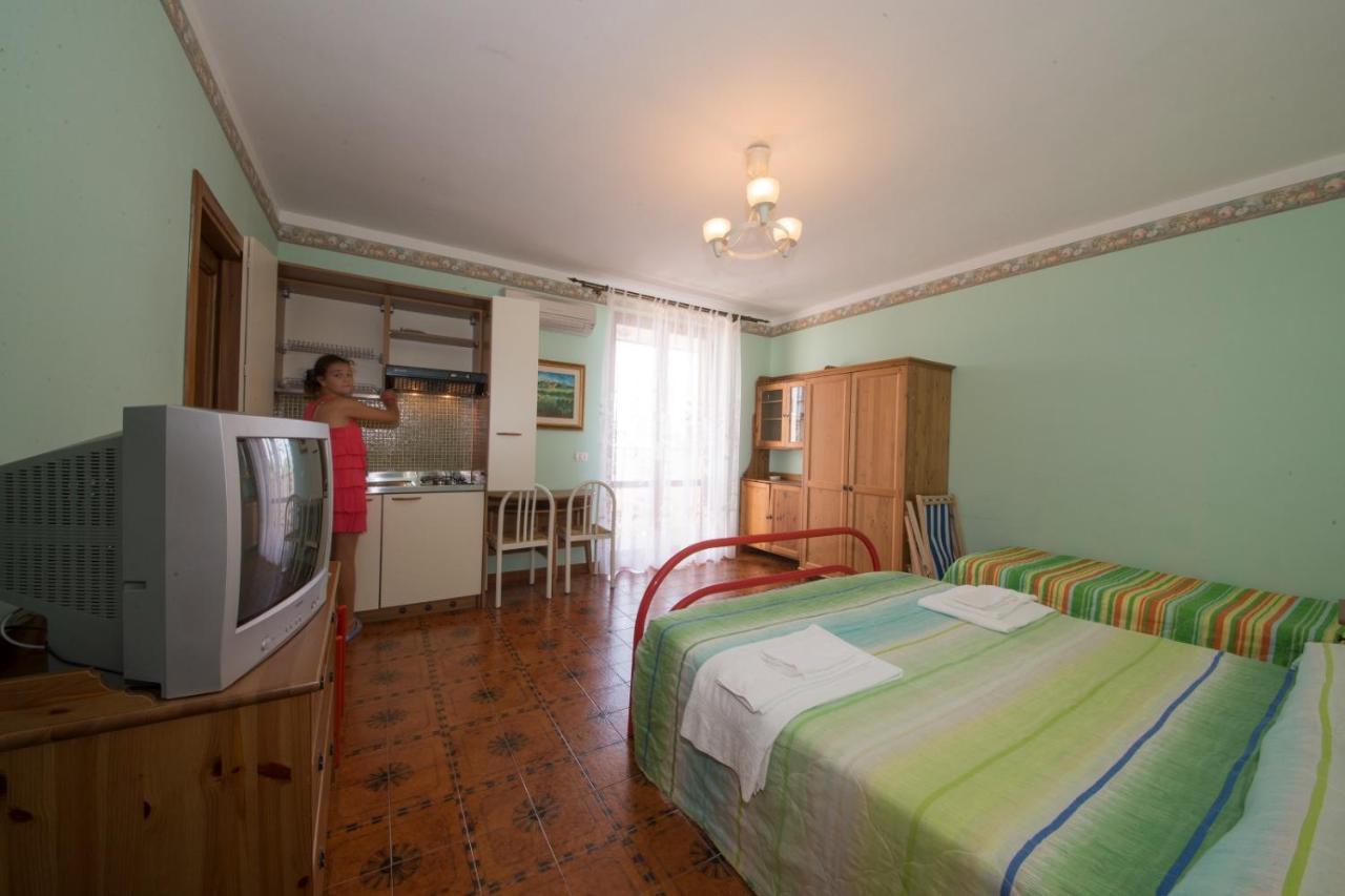 Agriturismo Nardini โรดิการ์กานิโก ภายนอก รูปภาพ